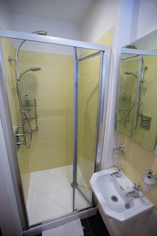 كامبريدج 5 Chapel Street Bed And Breakfast المظهر الخارجي الصورة